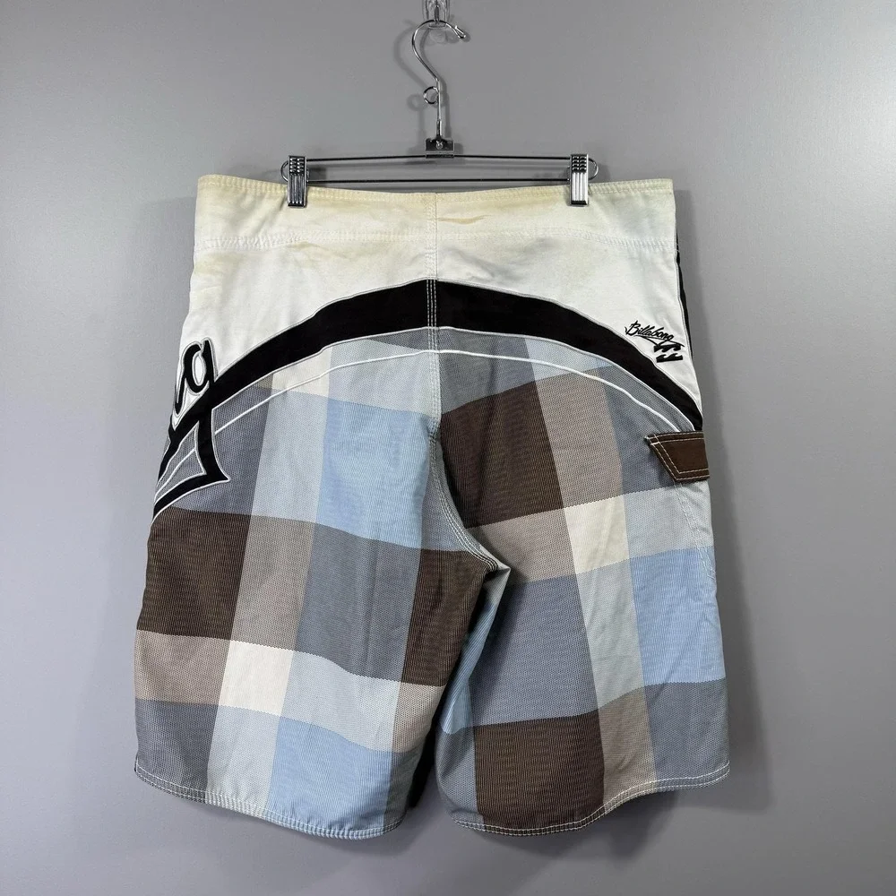 Billabong Shorts Mens 36 Mark Occhilupo Multicolor Plaid Board Shorts Surf Swim